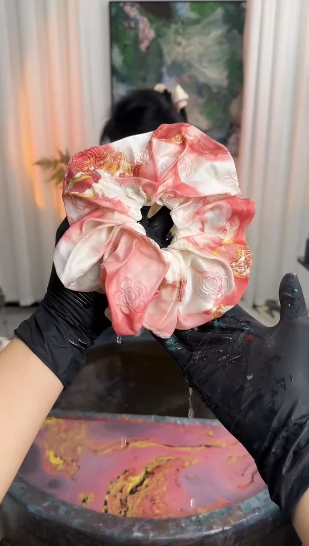 797 桃之夭夭 山茶花发圈