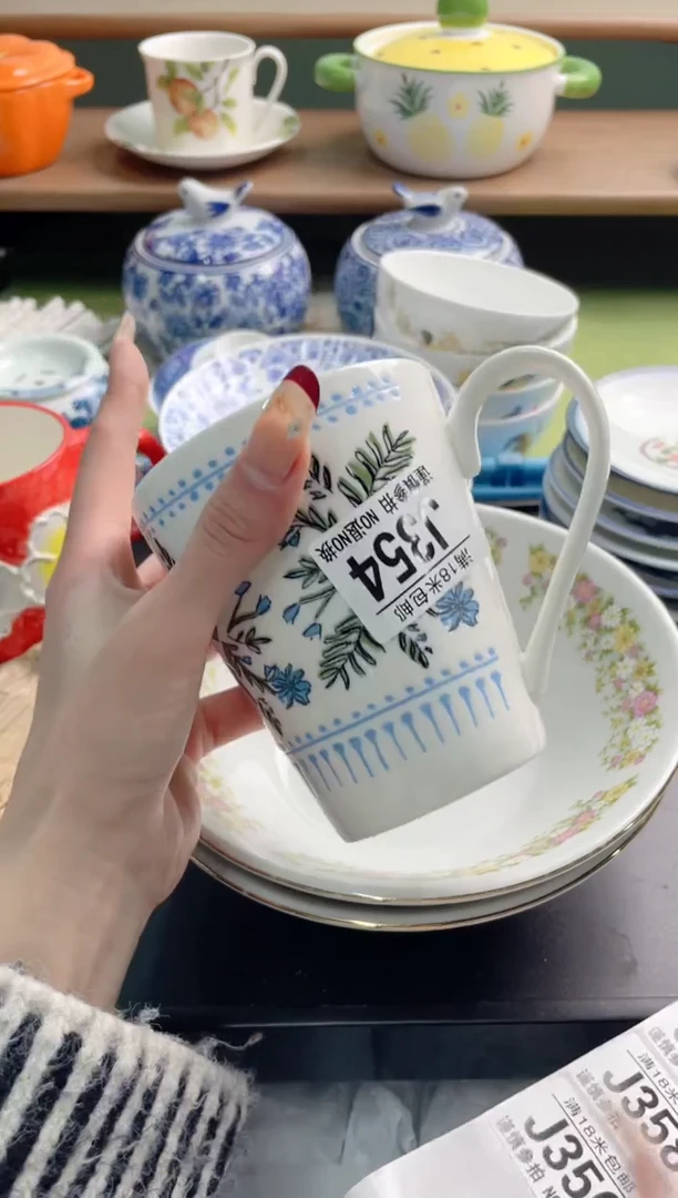 陶瓷1**8J354*******