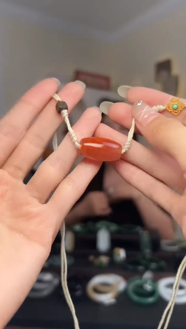 颈饰未镶嵌南红玛瑙22*13 桶珠