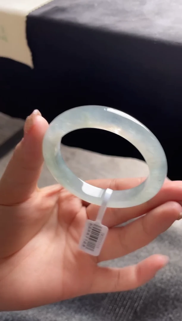 未镶嵌手镯翡翠三天鉴赏期