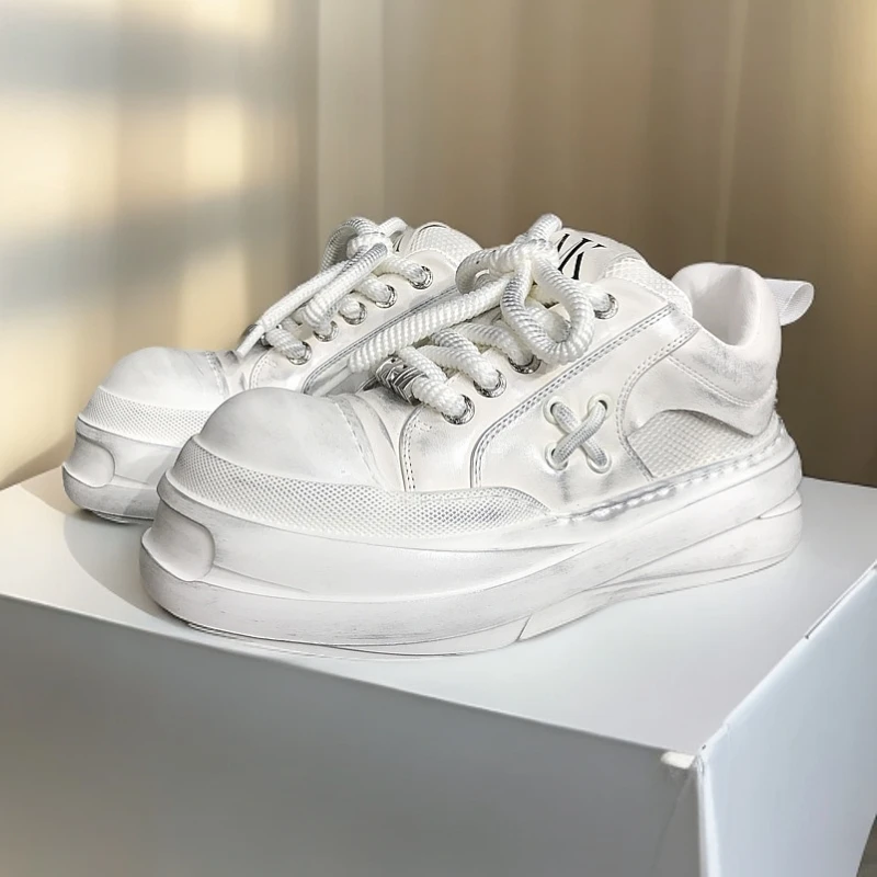 做旧脏脏板鞋男厚底阔版小白鞋真皮百搭休闲鞋小众设计潮流运动鞋