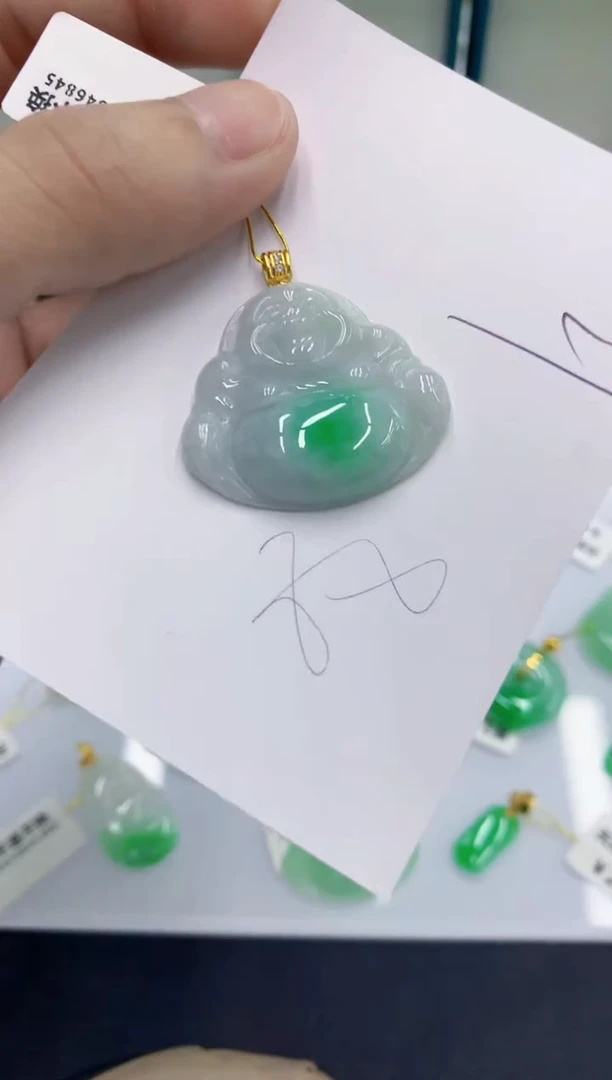 颈饰未镶嵌翡翠翡翠