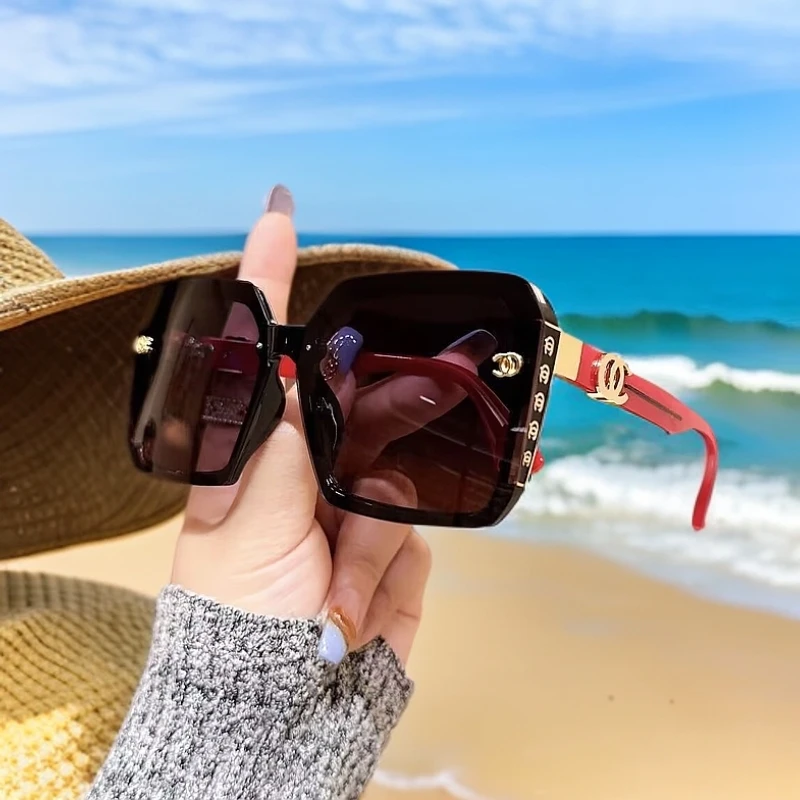 【定制款轻奢太阳镜】时尚百搭素颜防止强光高级感防紫外线高清墨镜