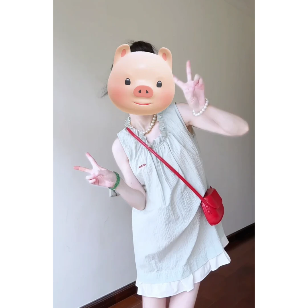 MARIE.COCO海边度假穿搭薄荷绿吊带连衣裙女夏季木耳边宽松背心裙