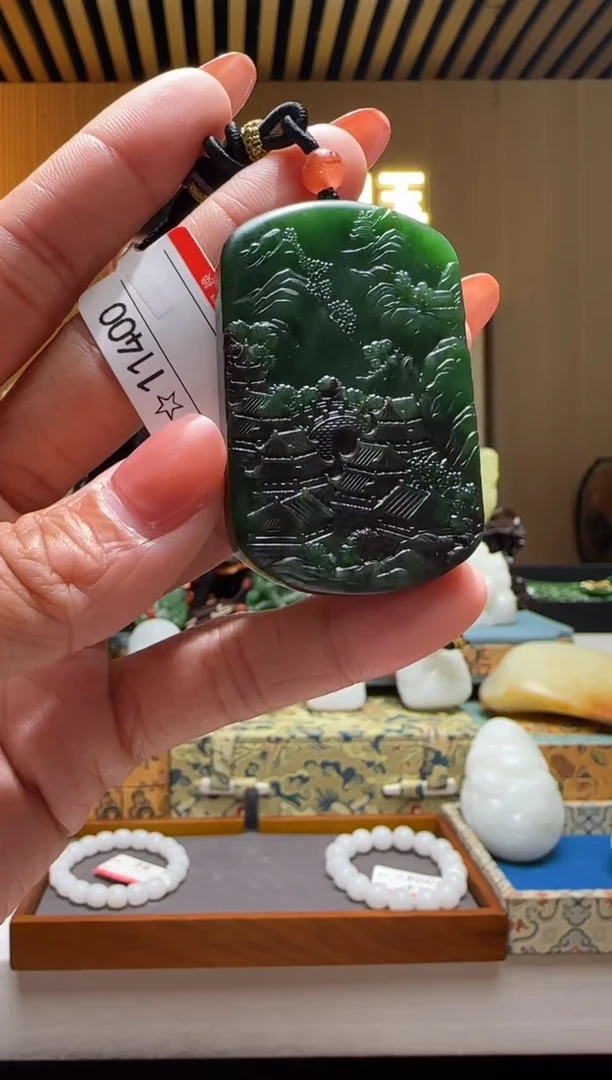 颈饰未镶嵌和田玉0