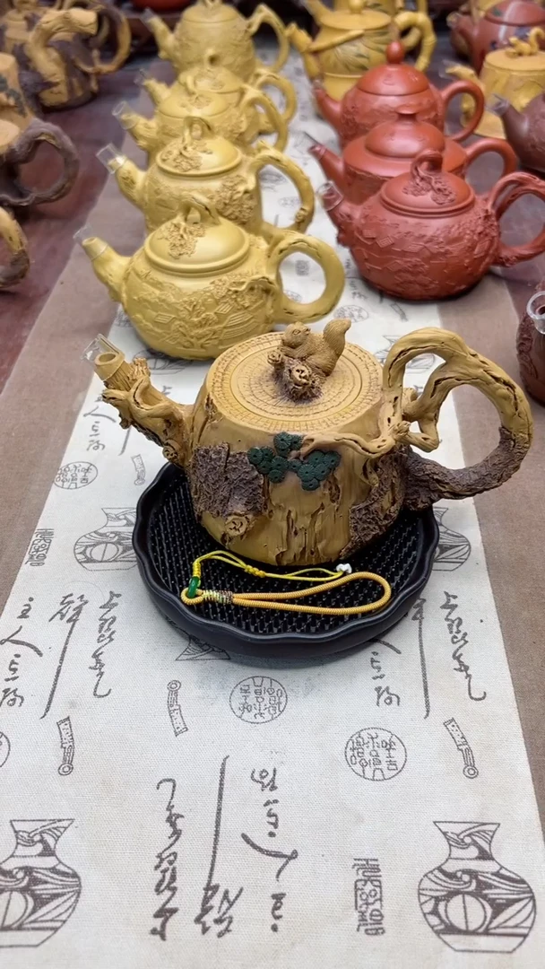 【闪购商品】茶壶浮雕树桩紫砂茶壶
