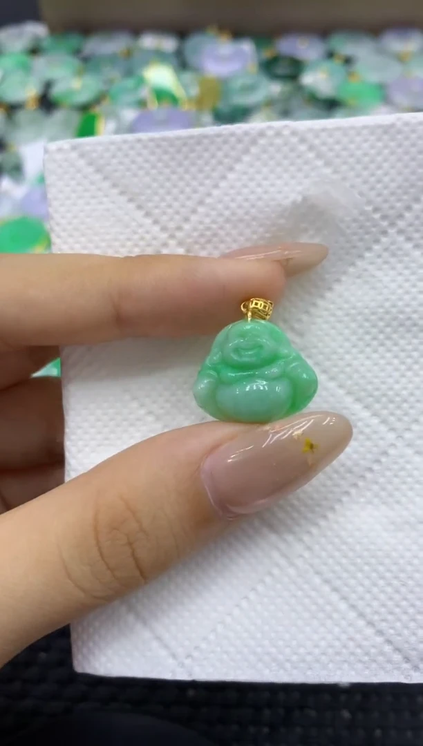 颈饰未镶嵌翡翠天然缅甸翡翠A货