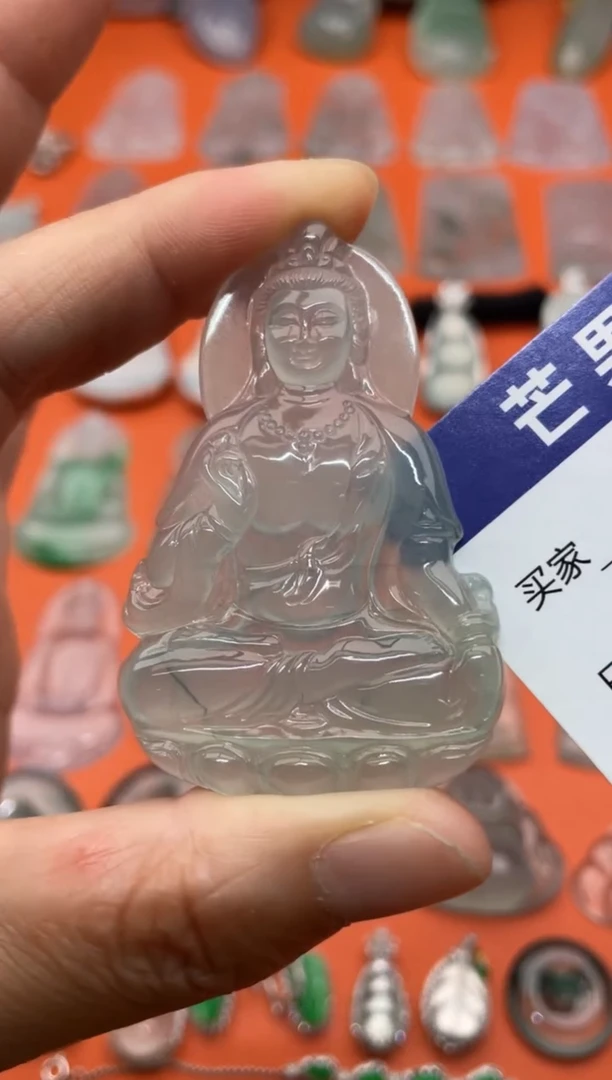 翡翠未镶嵌颈饰自在观音57/37/5.3