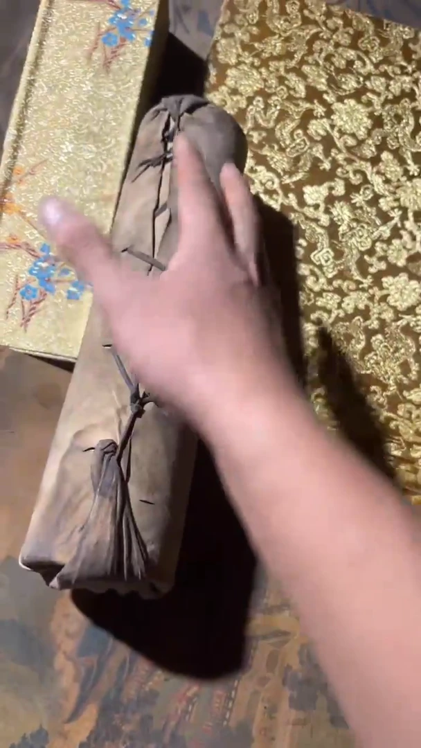 香榧木（1个小牛皮桶）