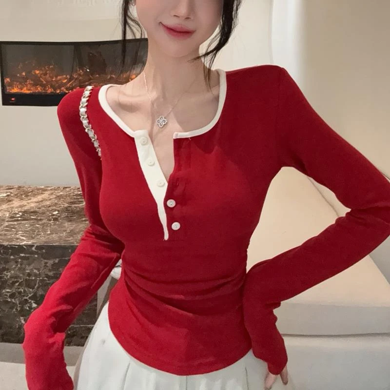 性感半开领纽扣红色打底衫女秋季新款修身辣妹撞色拼接长袖t恤女
