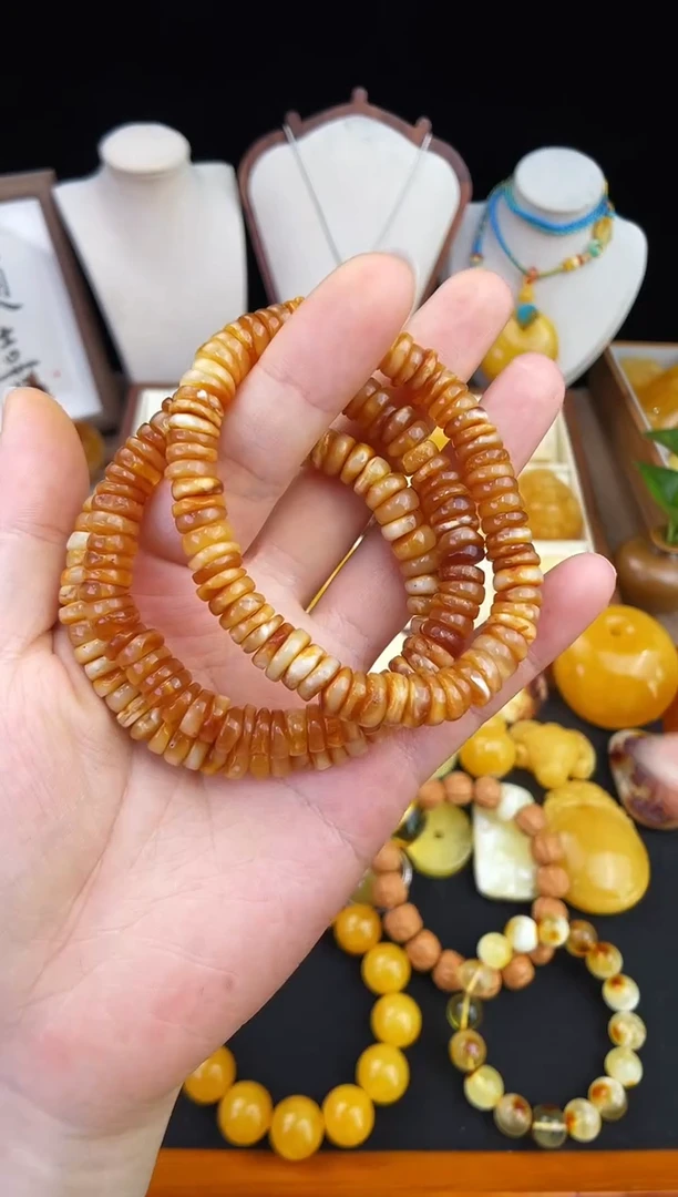 琥珀未镶嵌珠宝奇石多样性发其一