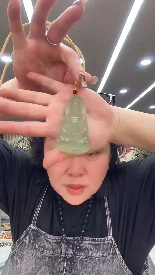 未镶嵌蛇纹石玉吊坠吊坠