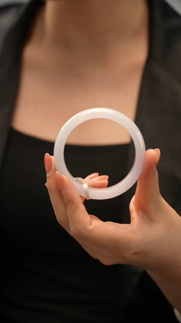 翡翠手镯未镶嵌47号