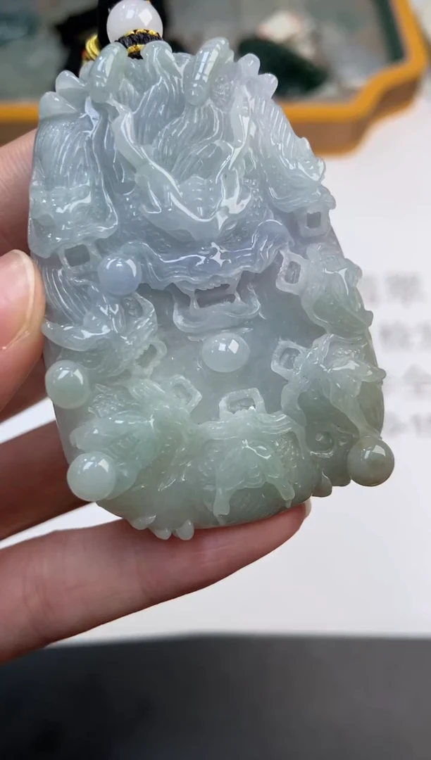 未镶嵌挂件翡翠370997     多人