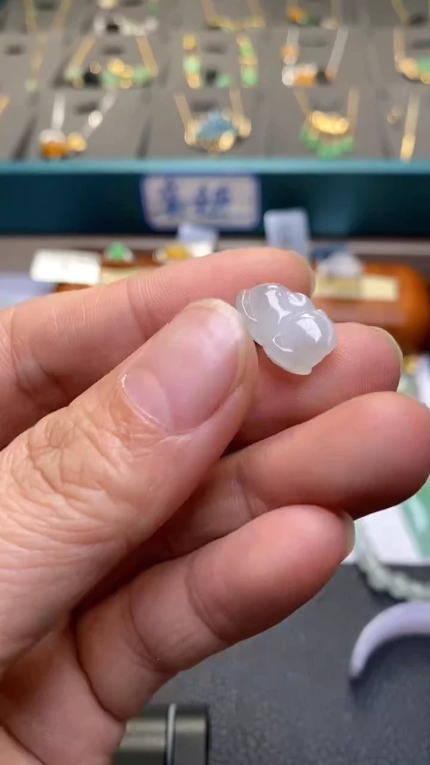 颈饰未镶嵌翡翠净货34431