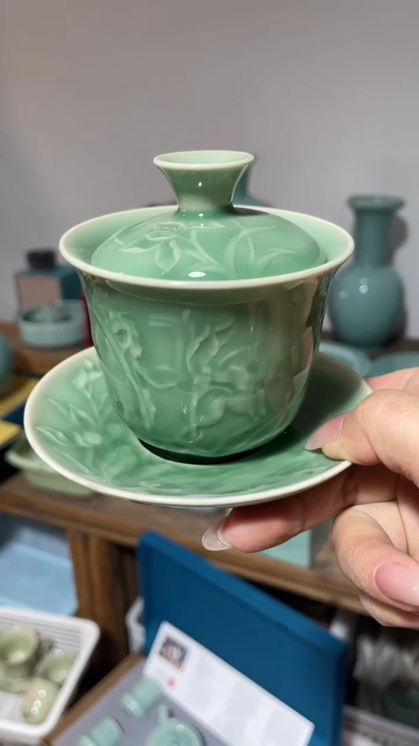 【闪购商品】特价福利 微瑕 慧仙青瓷