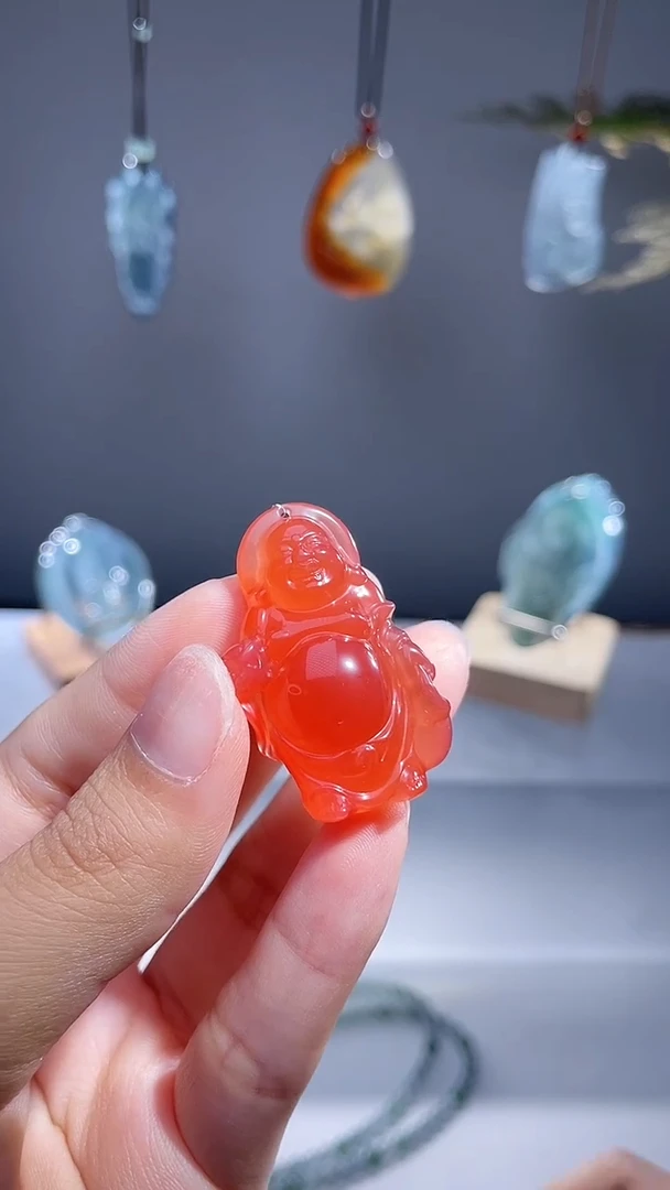 未镶嵌颈饰玛瑙/玉髓佛公