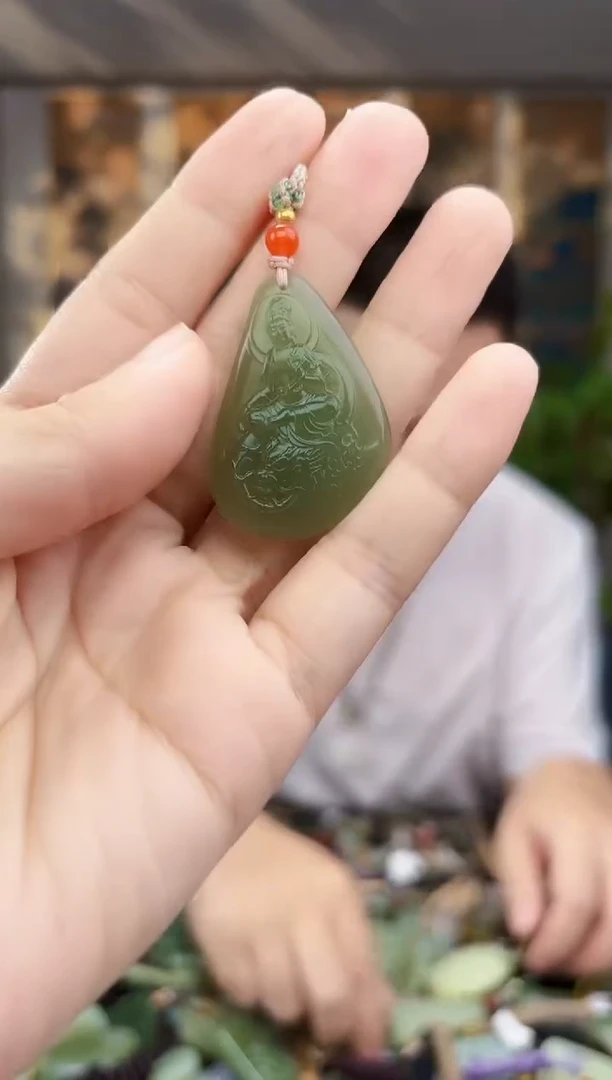 和田玉未镶嵌挂件拍一发一