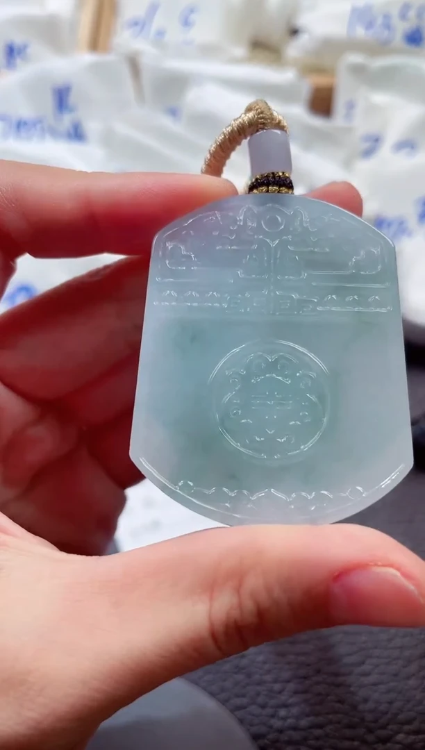 颈饰未镶嵌翡翠00005395