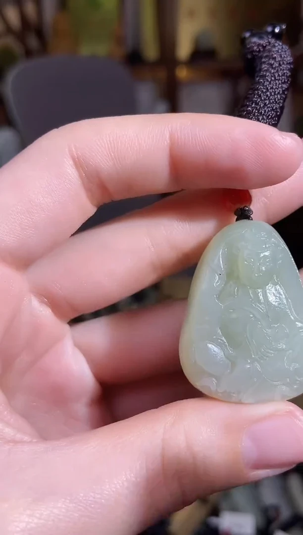 颈饰未镶嵌和田玉1