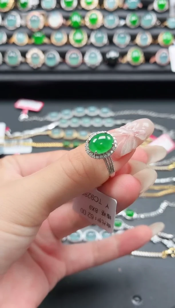 翡翠戒指银S925镶嵌111111