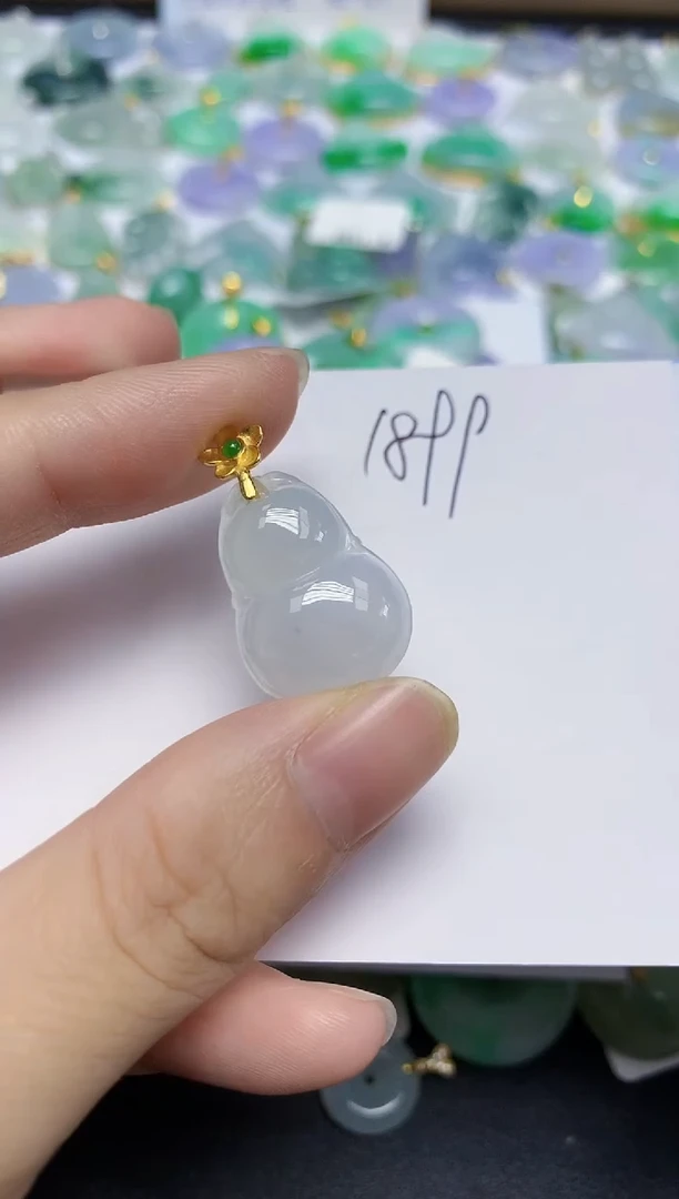 翡翠未镶嵌颈饰11111111111