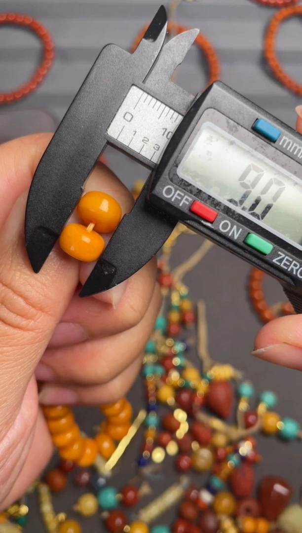 石英质玉多样性发货未镶嵌9老蜡算盘一对