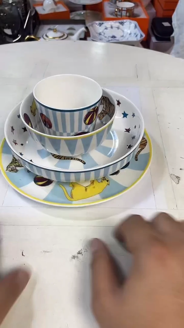 杯鸿辉家品牌瓷器，京东包邮！