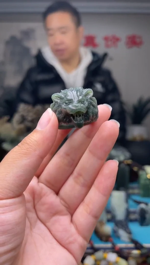 未镶嵌和田玉挂件1