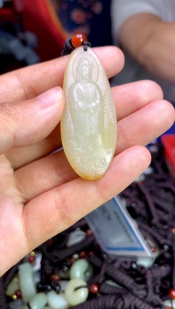 未镶嵌和田玉挂件1