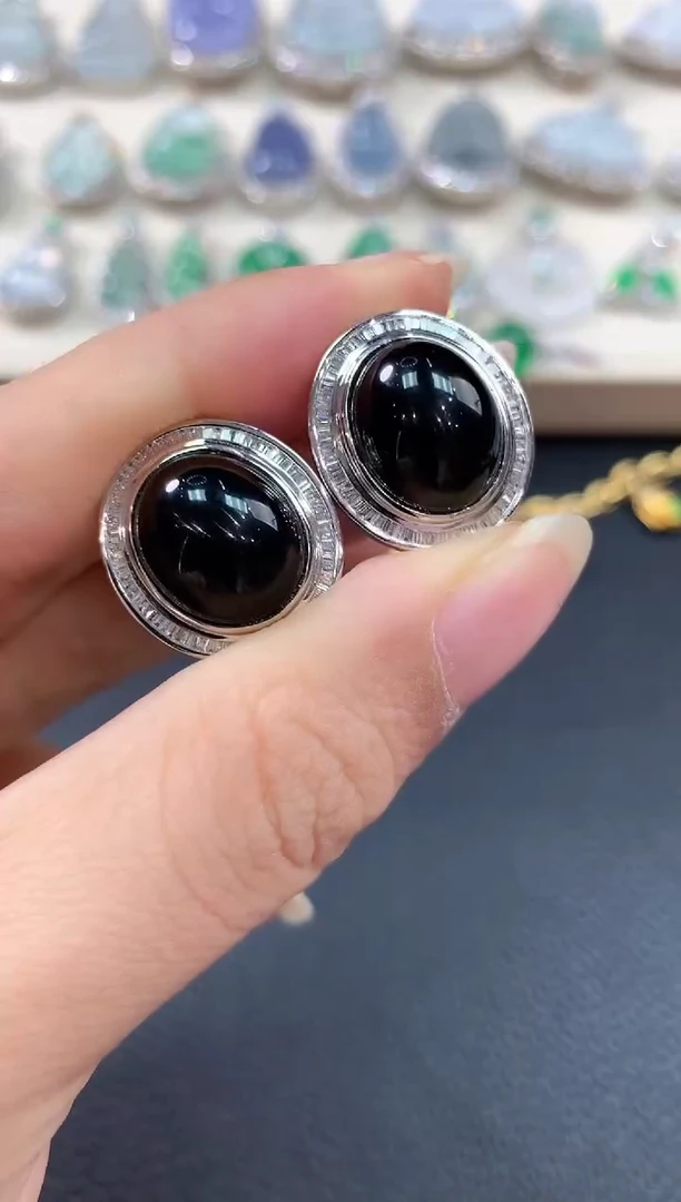 【闪购商品】翡翠耳饰18K金镶嵌v107