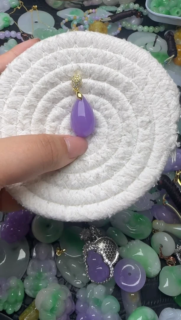 颈饰未镶嵌翡翠缅甸翡翠吊坠