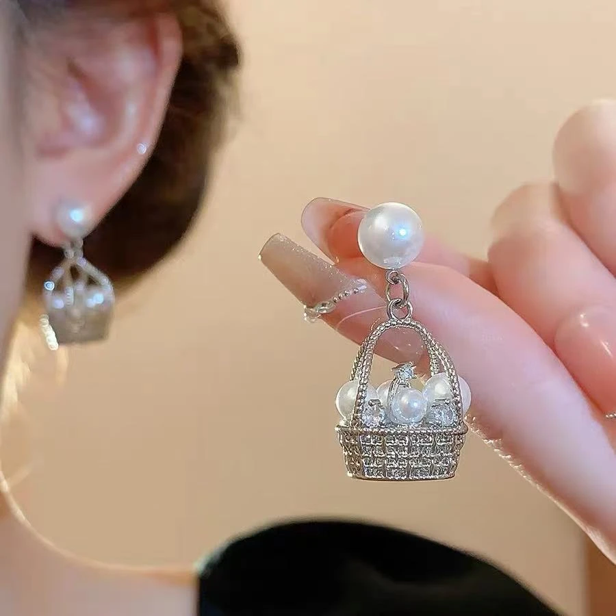 铜合金仿珍珠耳饰 花篮耳钉2025新款爆款高级感耳饰小众独特耳环