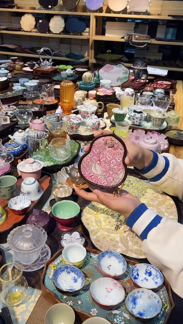 【闪购商品】黑檀葫芦 +垫子+架子