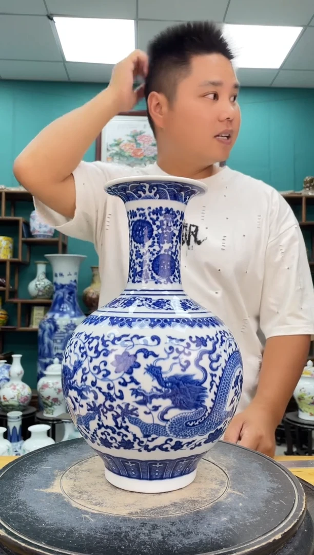 摆件青花双龙赏瓶陶瓷摆件