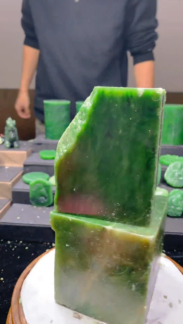 未镶嵌和田玉珠宝半成品1