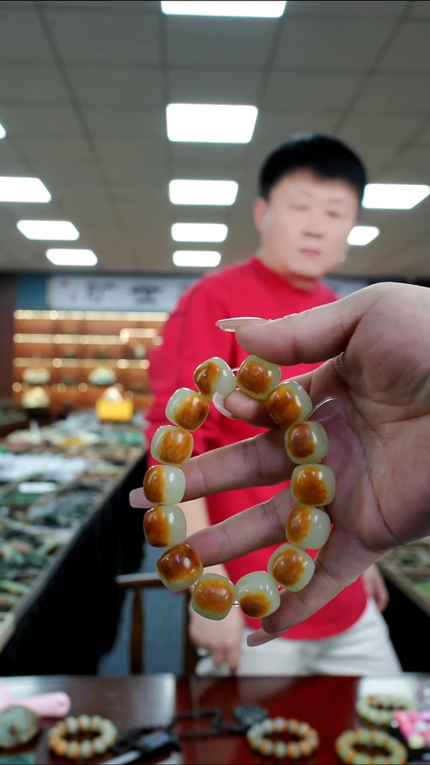 未镶嵌手链透闪石质玉手串