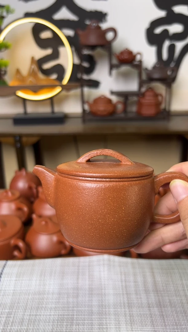 茶壶段泥独壶黄降坡汉瓦壶150CC