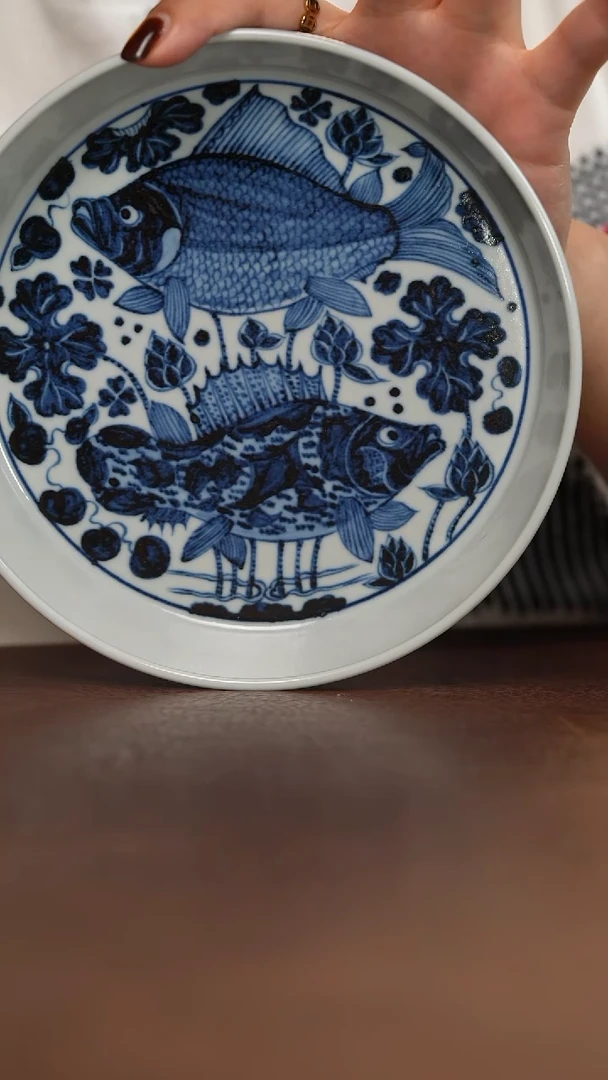 元青花双鱼藻纹壶承