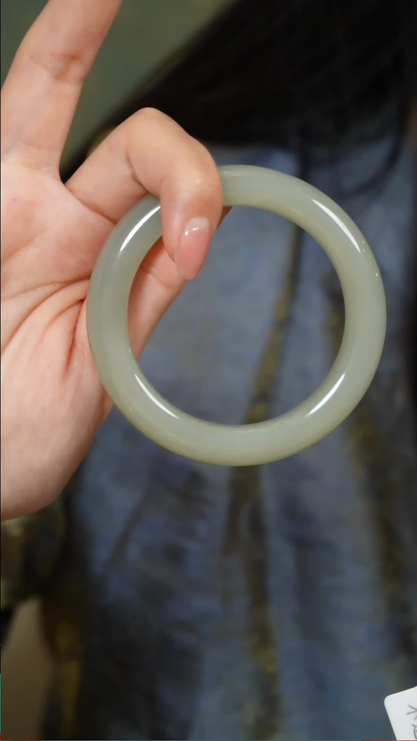 未镶嵌手镯和田玉A****4A9