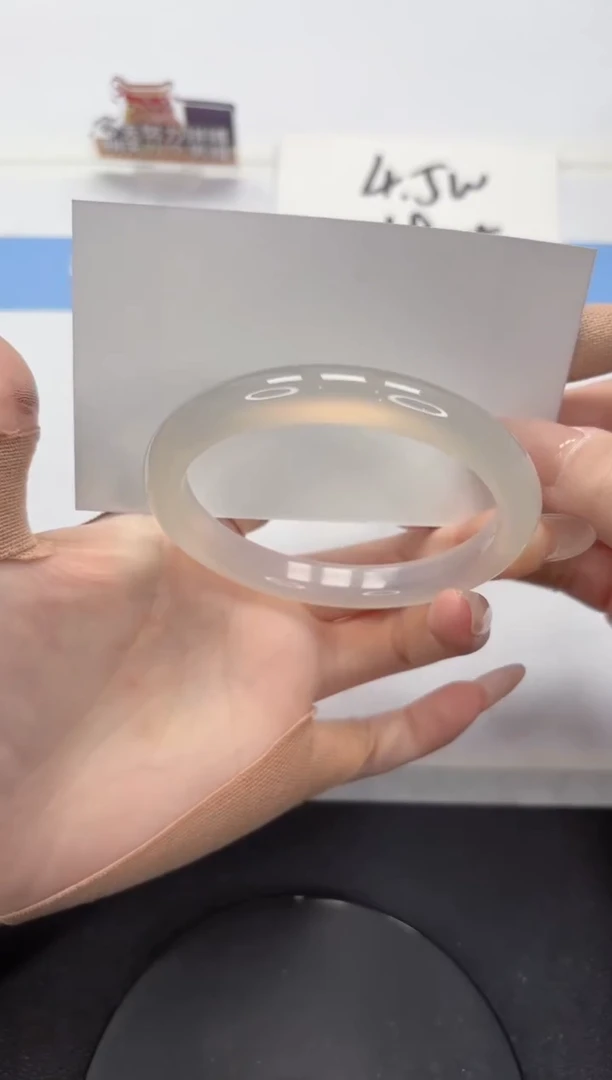 【闪购商品】石英质玉手镯未镶嵌A407-58.9