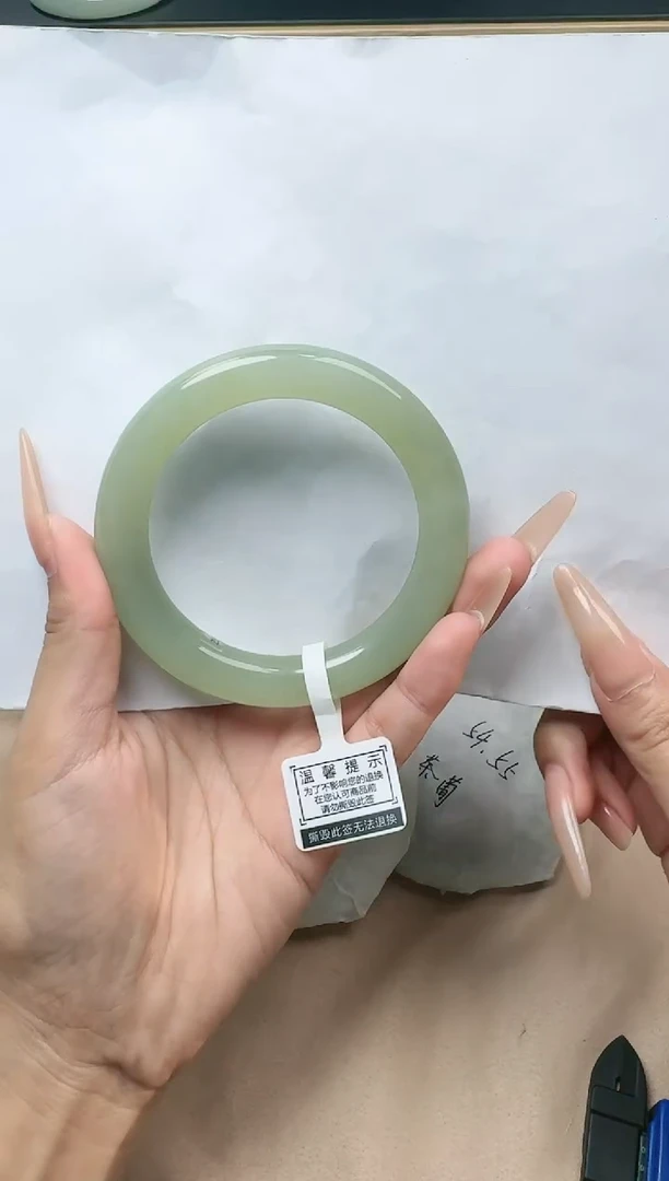 【闪购商品】和田玉手镯未镶嵌59/60圈口YY