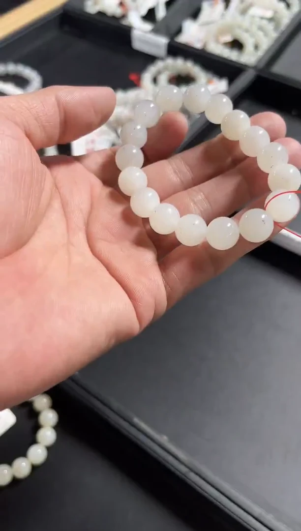 未镶嵌手串和田玉卡12新疆黑山 圆珠