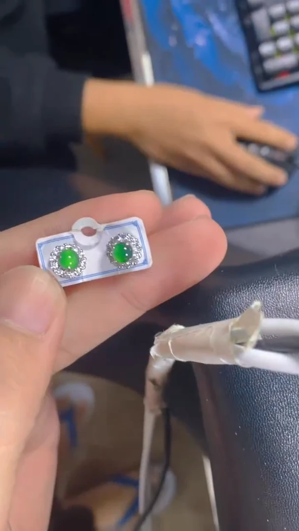 【闪购商品】翡翠耳饰未镶嵌0464270586/多样性发一