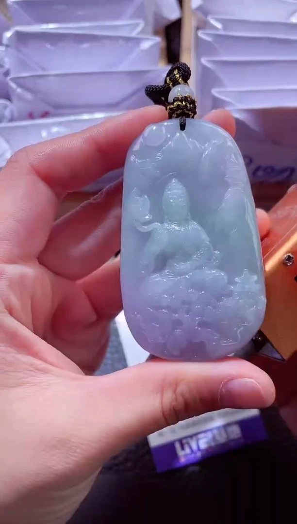 颈饰18K金镶嵌翡翠00000268大势至