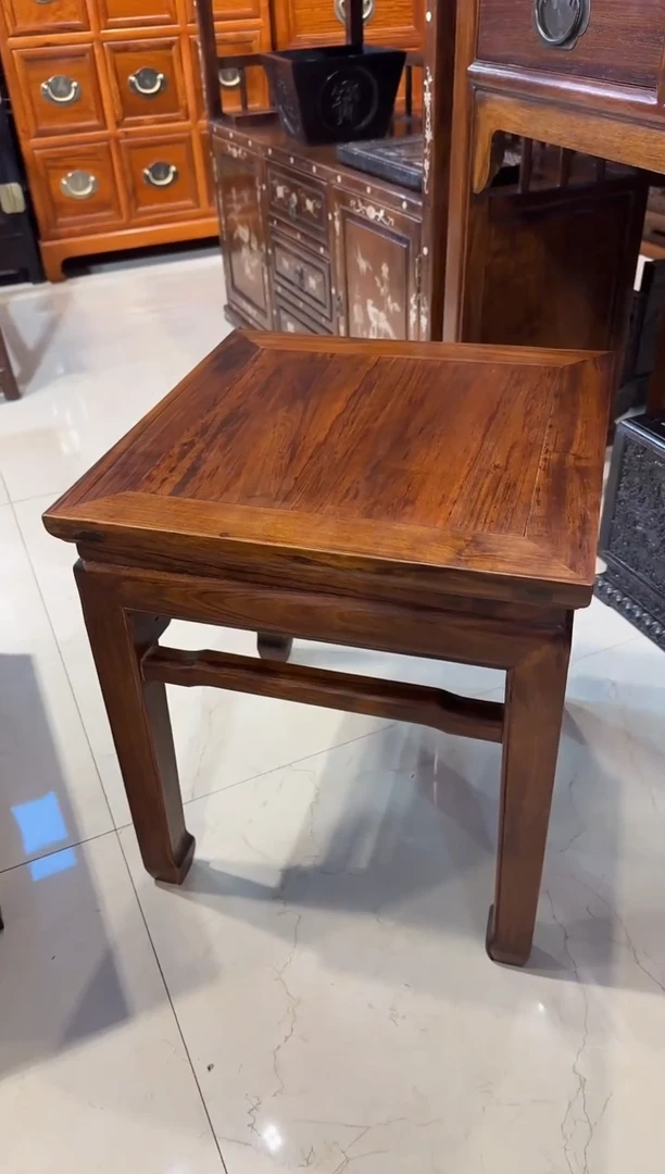 【闪购商品】木木艺黄花梨花纹方凳798.888