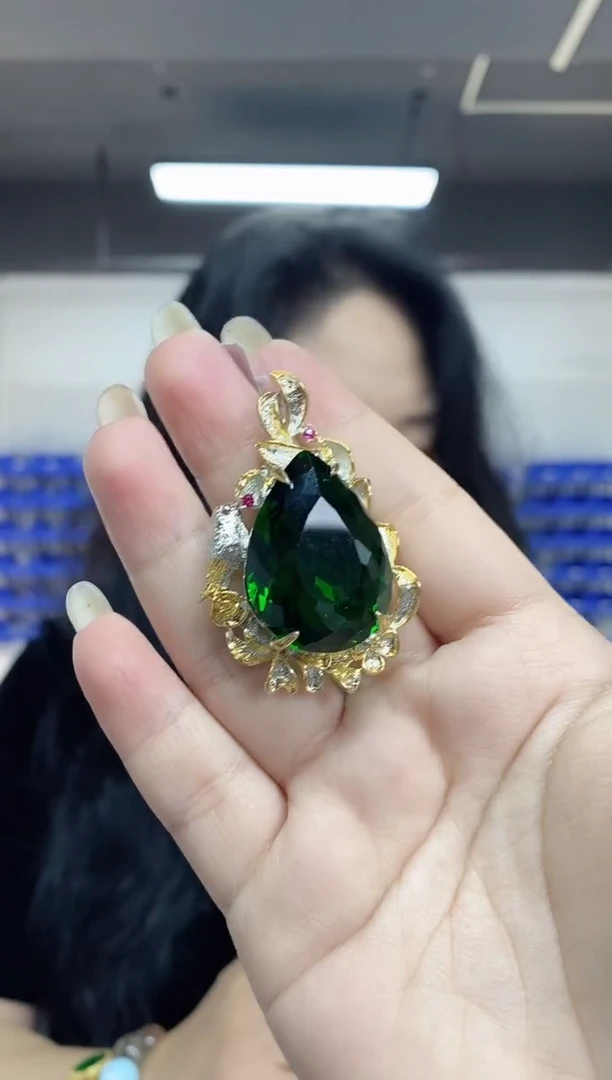 【闪购商品】祖母绿吊坠(不含链)未镶嵌多样性发其一颜色微差