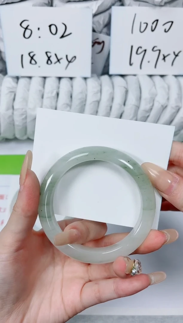 【闪购商品】石英质玉手镯未镶嵌K208-57.7