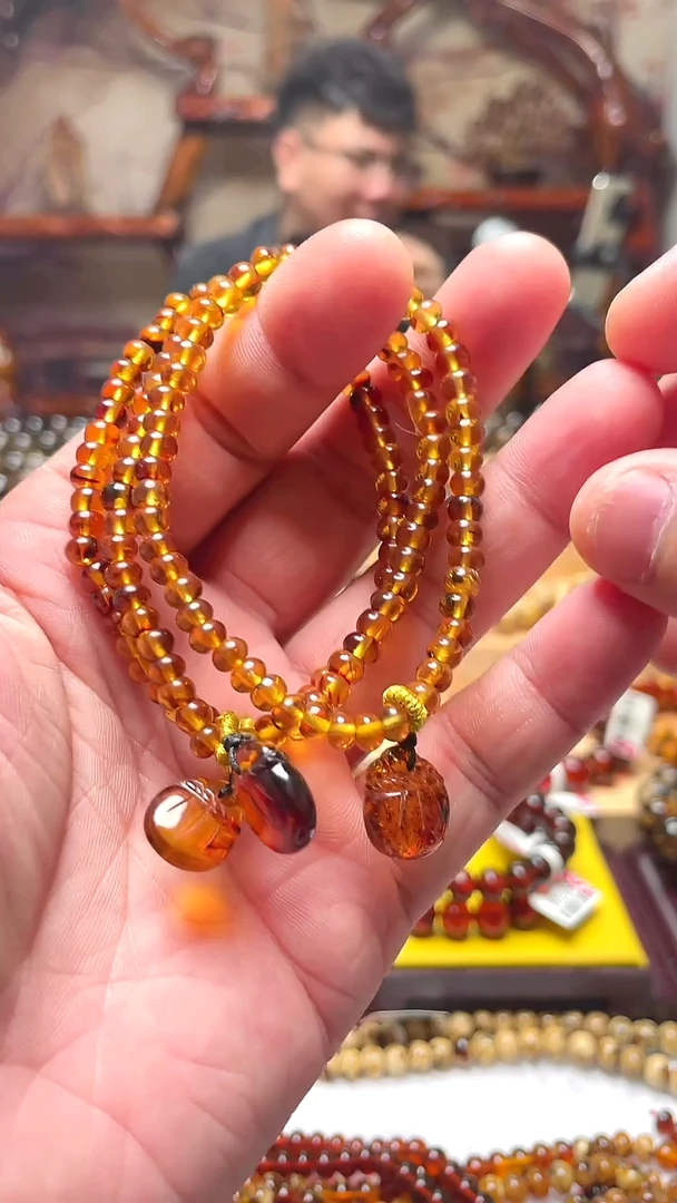 未镶嵌琥珀手链抚顺琥珀5+