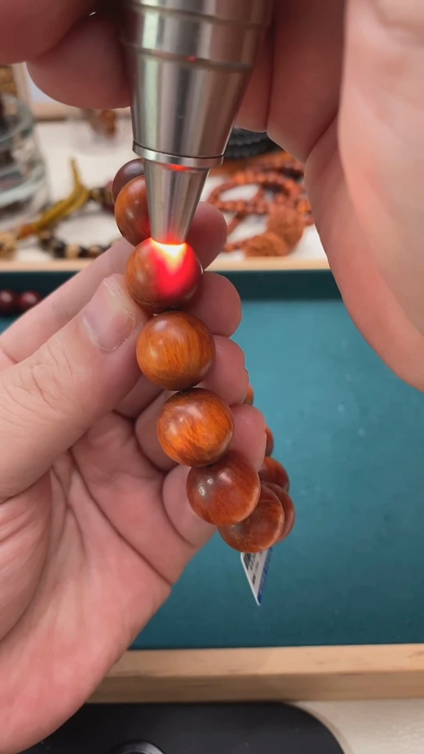 贝壳杉（血龙木）手串/手链1.5